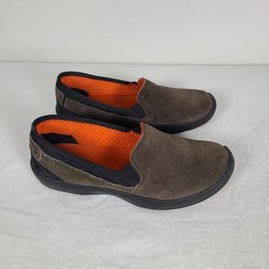 Crocs Anyweather Suede Leather Slip On Loafers Womens Size 8 Brown Comfort